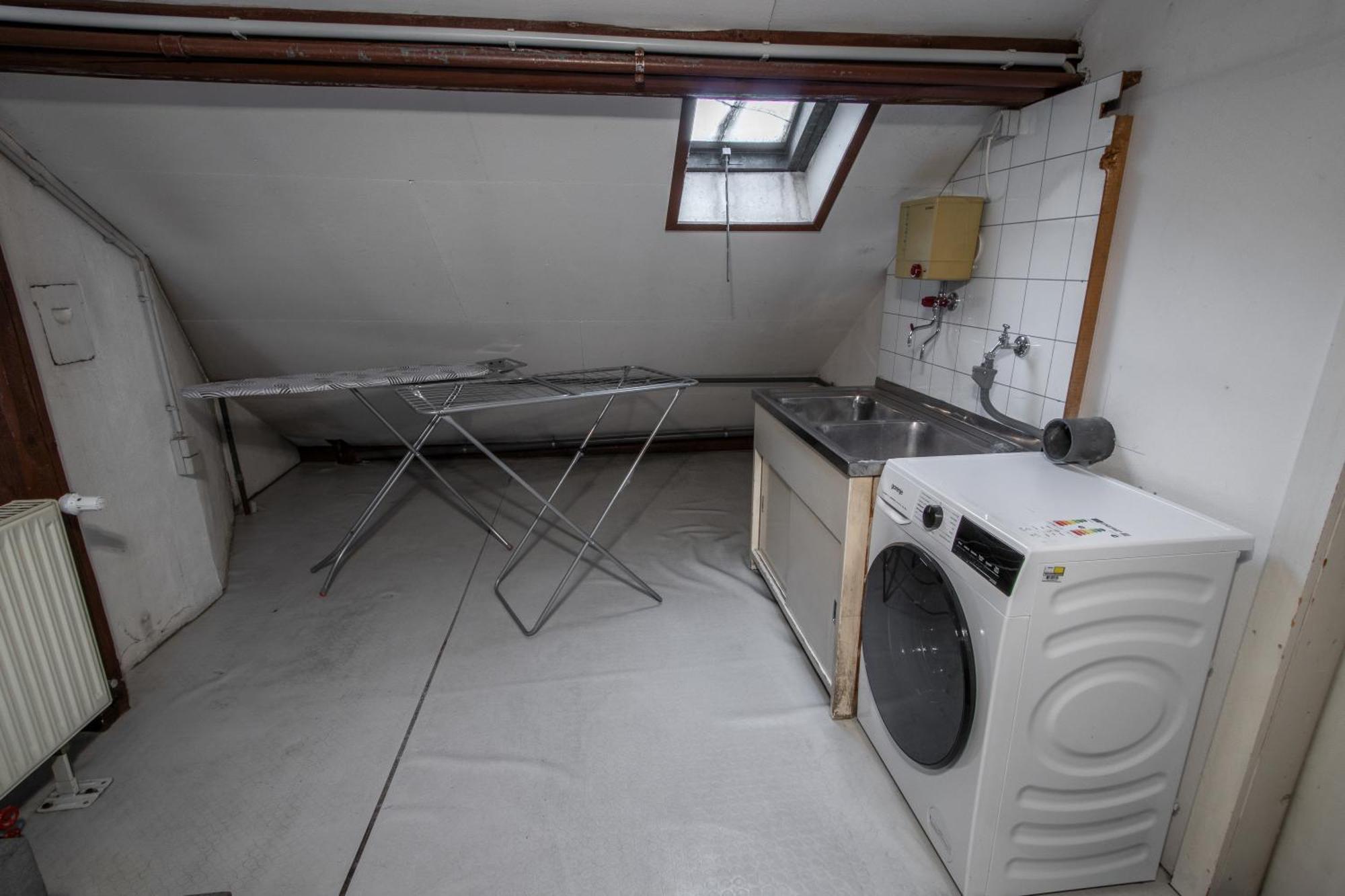 Penthouse-Maisonette - City Center, Highspeed Internet, Garage Worms Exteriör bild