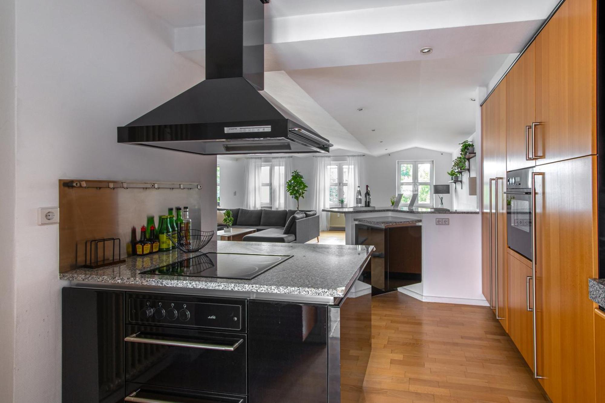 Penthouse-Maisonette - City Center, Highspeed Internet, Garage Worms Exteriör bild