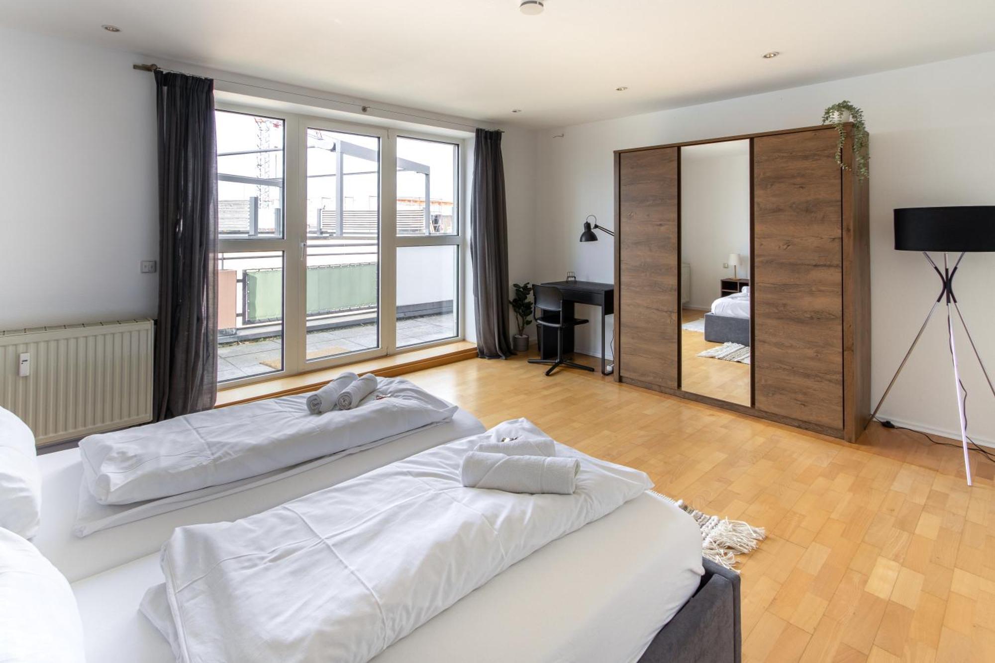 Penthouse-Maisonette - City Center, Highspeed Internet, Garage Worms Exteriör bild