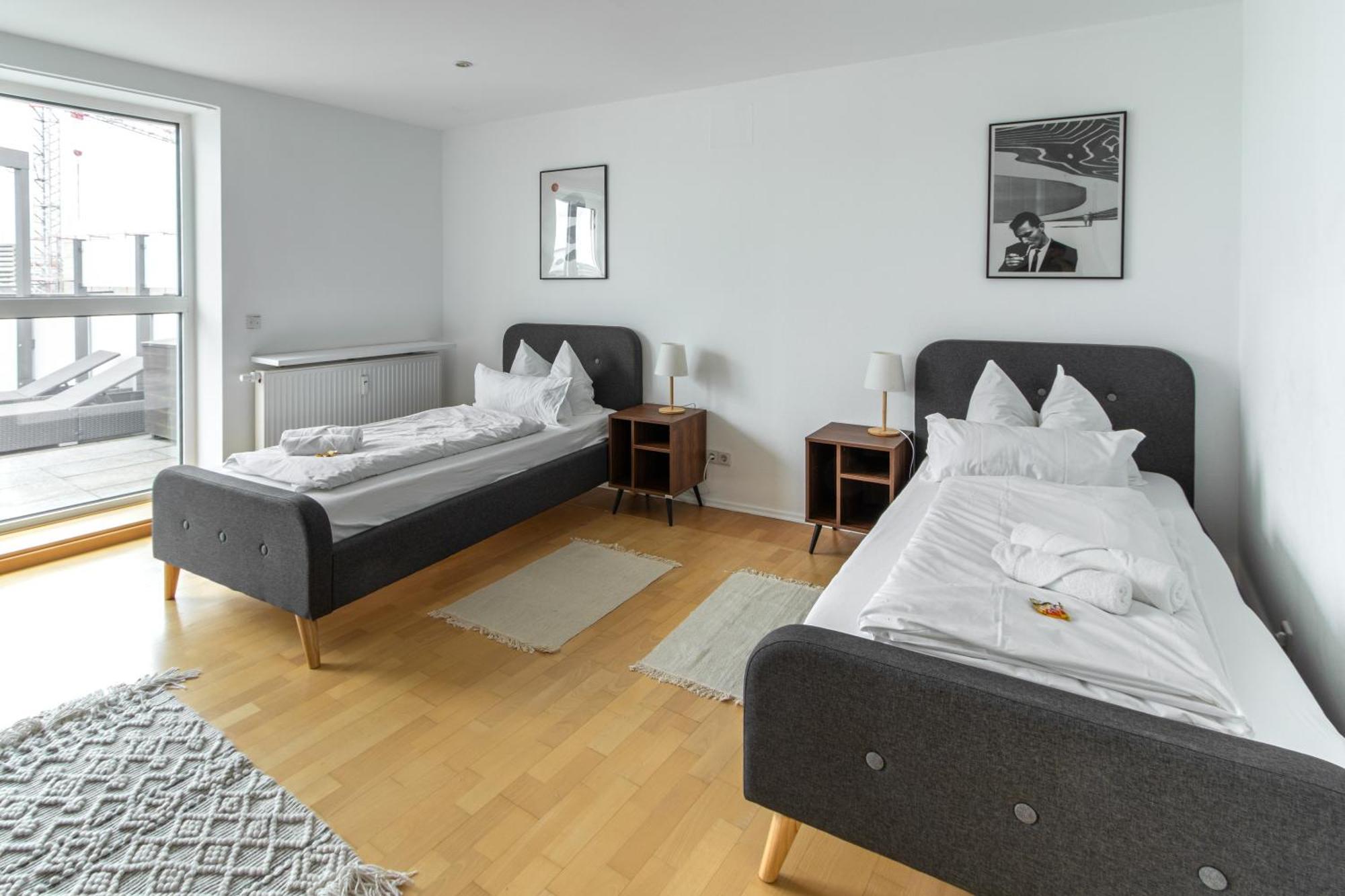 Penthouse-Maisonette - City Center, Highspeed Internet, Garage Worms Exteriör bild