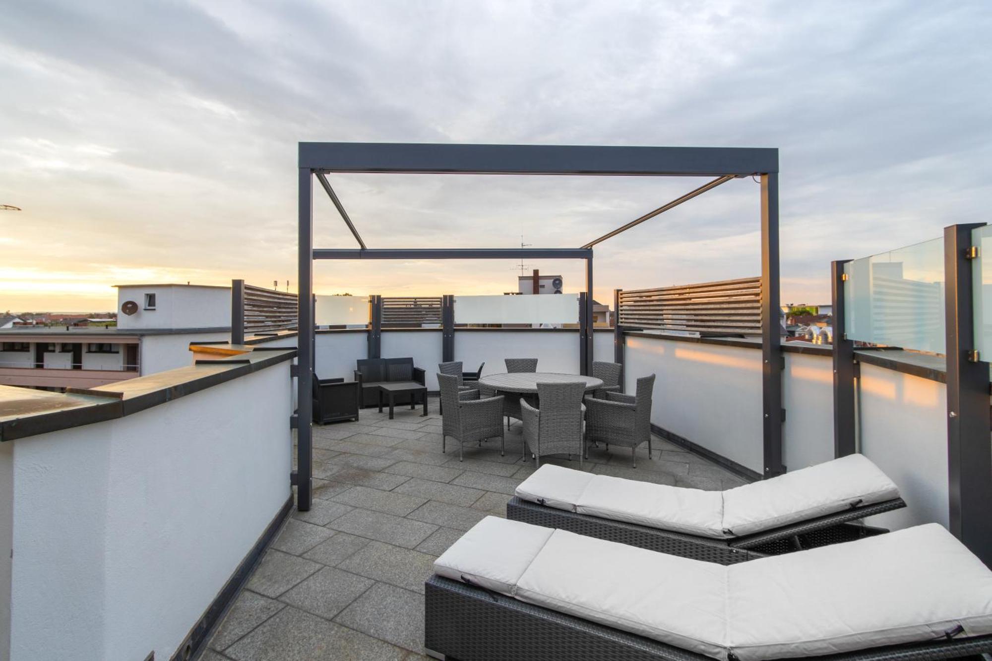 Penthouse-Maisonette - City Center, Highspeed Internet, Garage Worms Exteriör bild