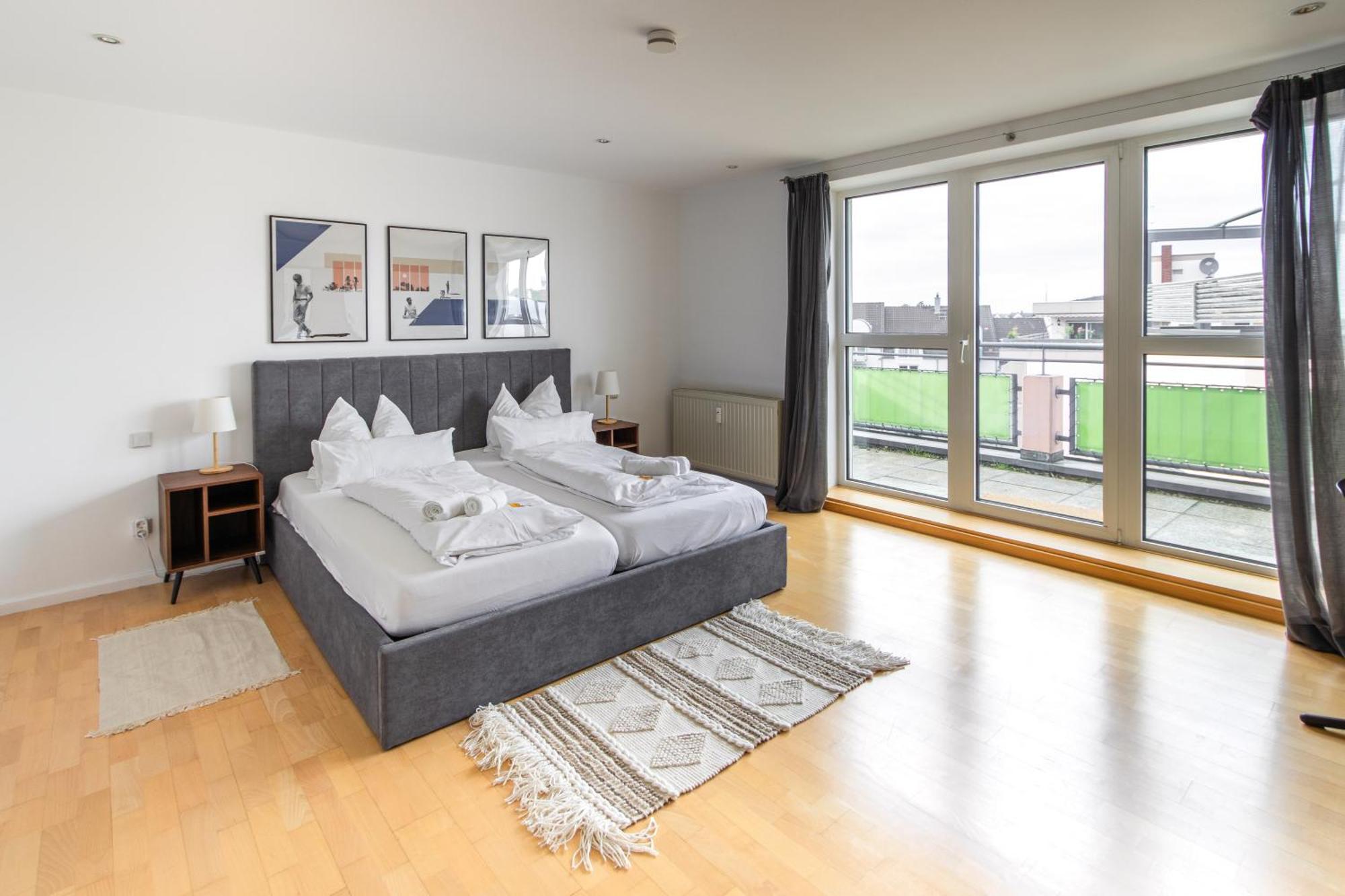 Penthouse-Maisonette - City Center, Highspeed Internet, Garage Worms Exteriör bild